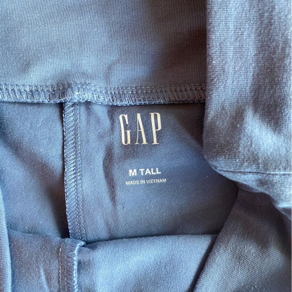 Light sky blue gap biker shorts medium tall NWT - Picture 3 of 3